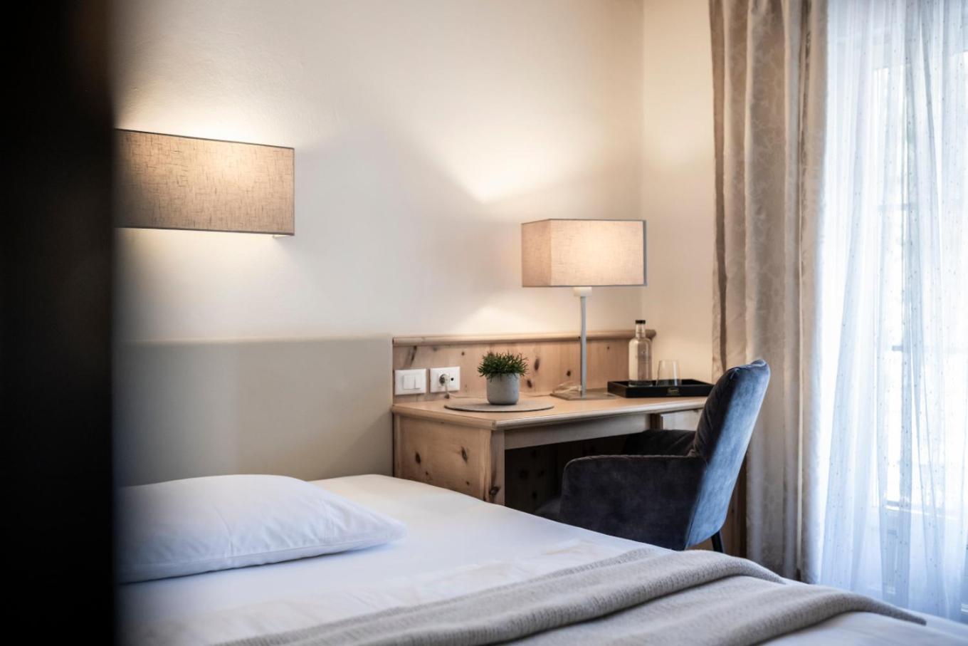 Alpine Spa Resort Viktoria Hafling Room photo